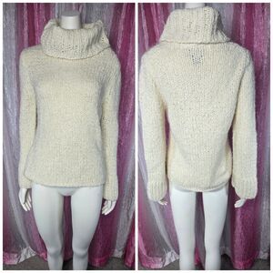 Express Handknit Cream Wool Blend Turtleneck Cable Knit Sweater Size Medium